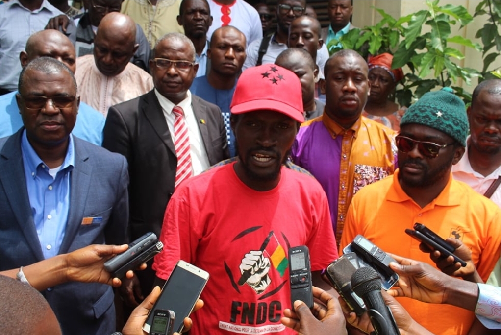 Screenshot_20200422-203104_Opera Mini