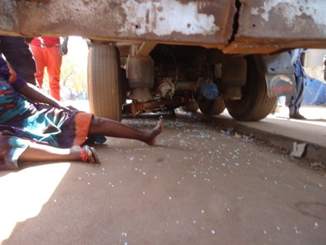 accident-moto-camion-1