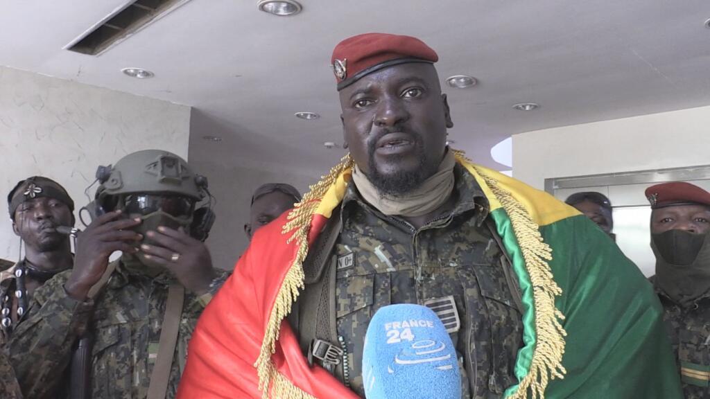 GUINEE DEBAT001